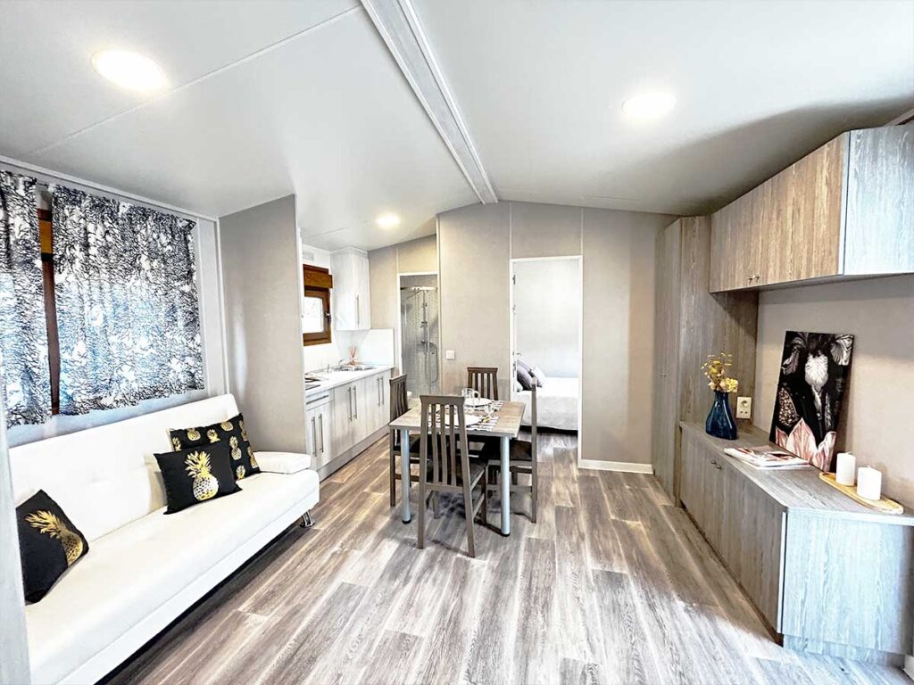 Vivir con lo esencial: descubre el encanto de mobilhome 40m2 en exposición 2 Mobilhome 40m2 modelo Bárdenas de Grupo Eurocasa